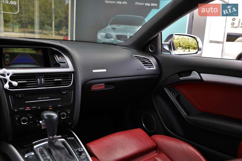 Купе Audi S5 2010 в Харькове