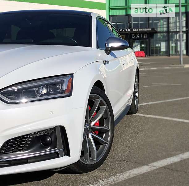 Лифтбек Audi S5 2017 в Харькове