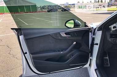 Лифтбек Audi S5 2017 в 