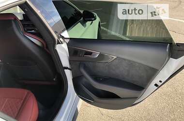 Лифтбек Audi S5 2017 в 