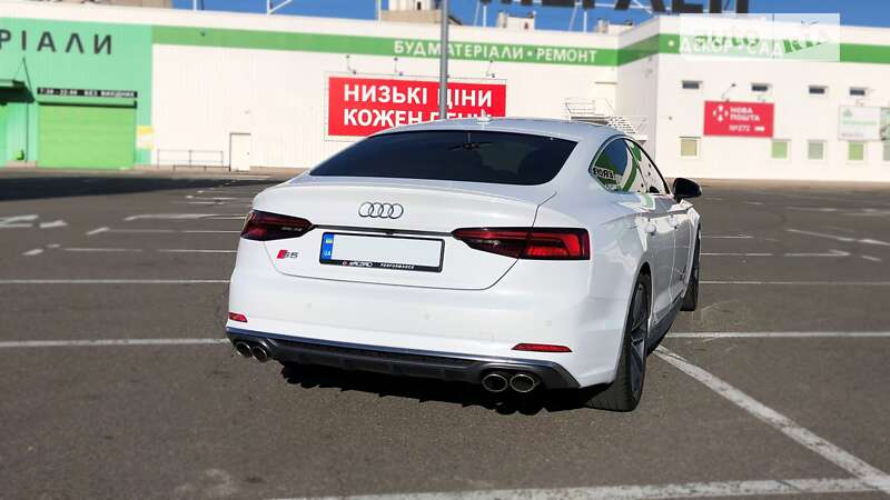 Лифтбек Audi S5 2017 в Харькове