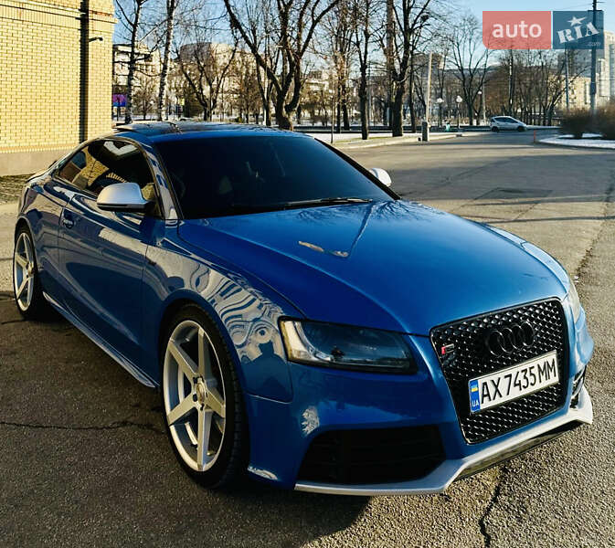 Купе Audi S5 2009 в Харкові