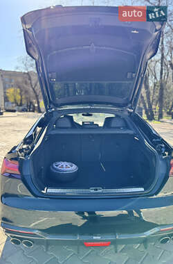 Купе Audi S5 2022 в 