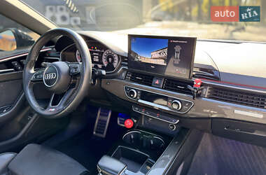 Купе Audi S5 2022 в 