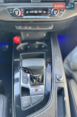 Купе Audi S5 2022 в 