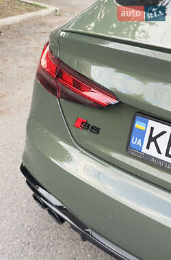 Купе Audi S5 2022 в 