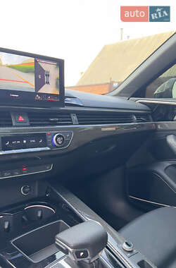 Купе Audi S5 2022 в 