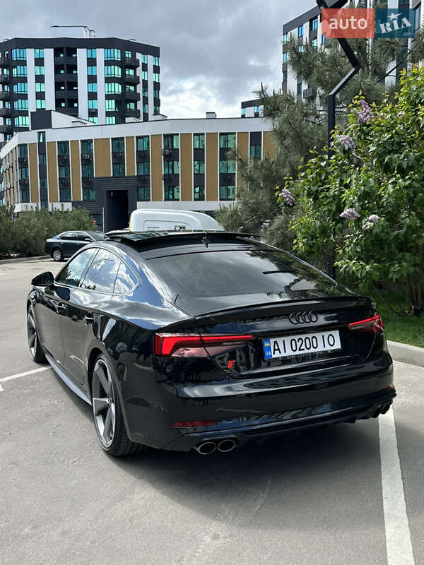 Купе Audi S5 2019 в Киеве
