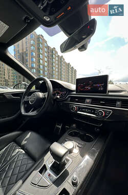 Купе Audi S5 2019 в 