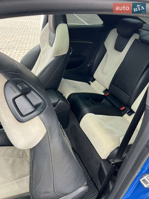 Купе Audi S5 2009 в Ивано-Франковске