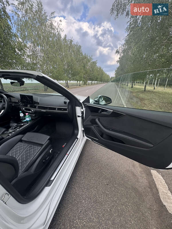 Кабриолет Audi S5 2022 в Днепре