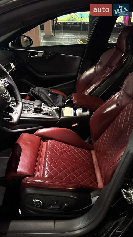 Купе Audi S5 2019 в Киеве