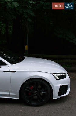 Купе Audi S5 2022 в 