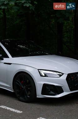 Купе Audi S5 2022 в 
