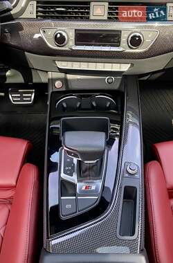 Лифтбек Audi S5 2024 в 