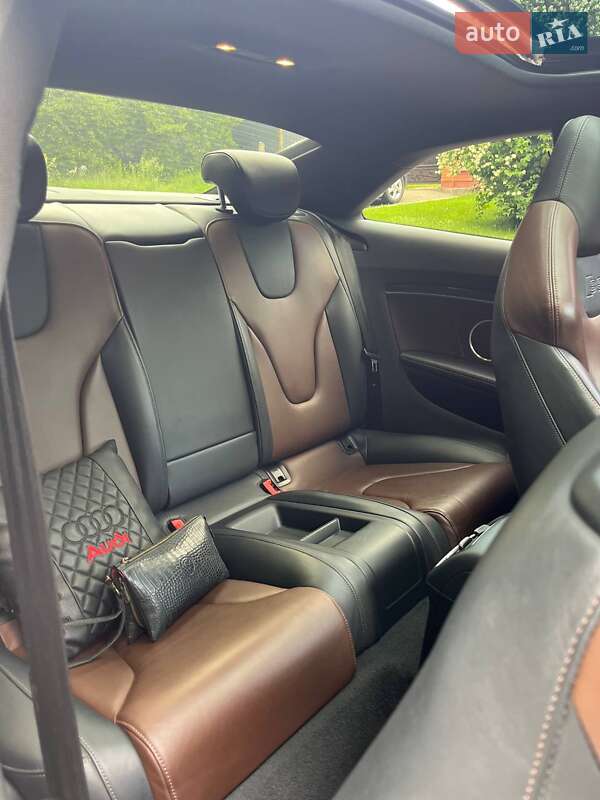 Купе Audi S5 2014 в Киеве фото 16 Купе Audi S5 2014 в Киеве