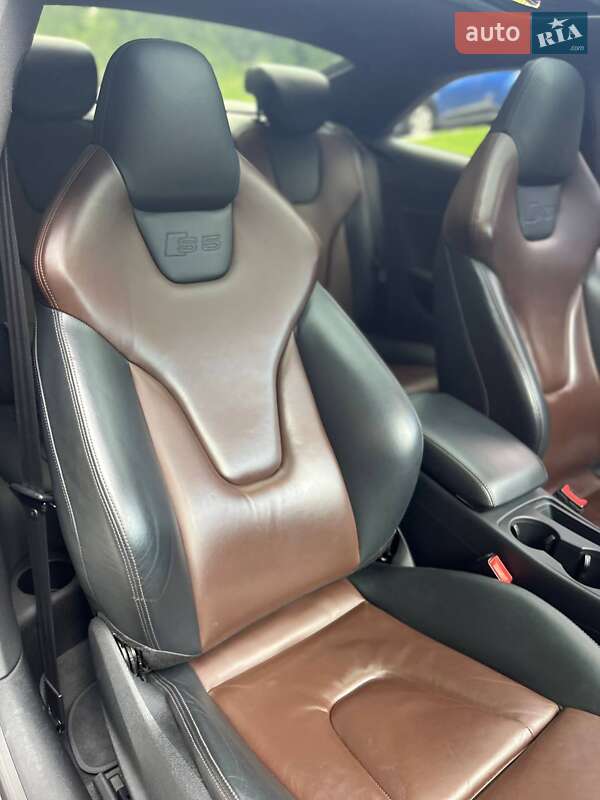 Купе Audi S5 2014 в Киеве фото 17 Купе Audi S5 2014 в Киеве