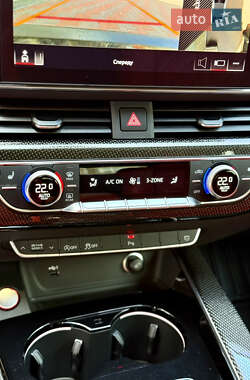 Купе Audi S5 2022 в 