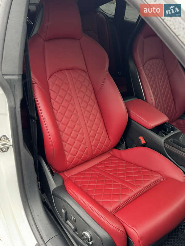 Купе Audi S5 2017 в Киеве