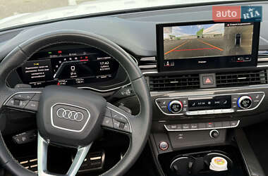 Кабриолет Audi S5 2022 в 