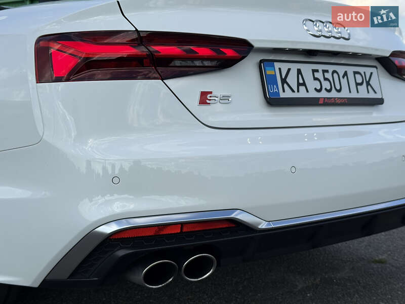 Кабріолет Audi S5 2022 в Києві