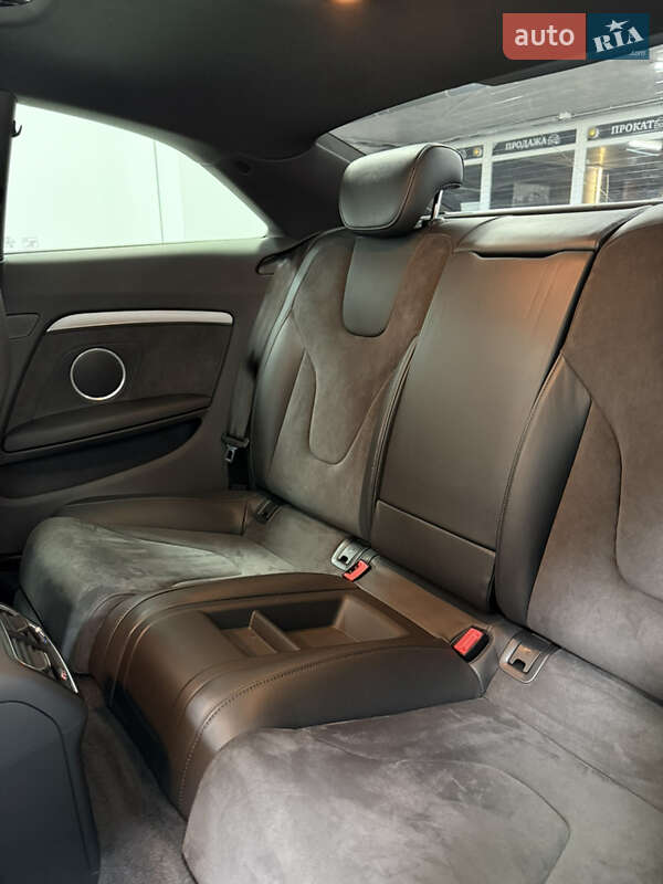 Купе Audi S5 2012 в Одессе