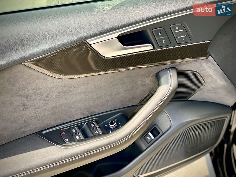 Купе Audi S5 2019 в Киеве