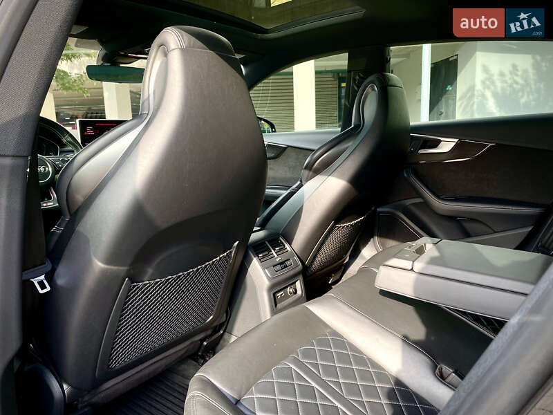 Купе Audi S5 2019 в Киеве