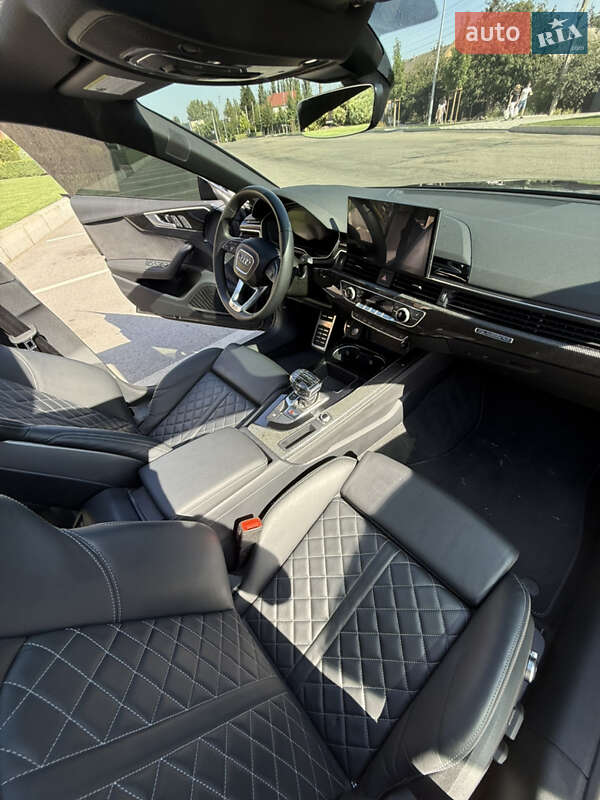 Лифтбек Audi S5 2024 в Днепре