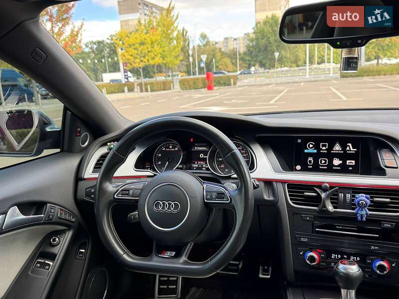 Купе Audi S5 2015 в Киеве