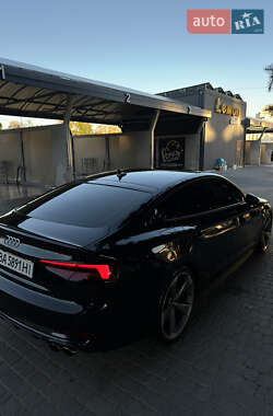Купе Audi S5 2019 в 