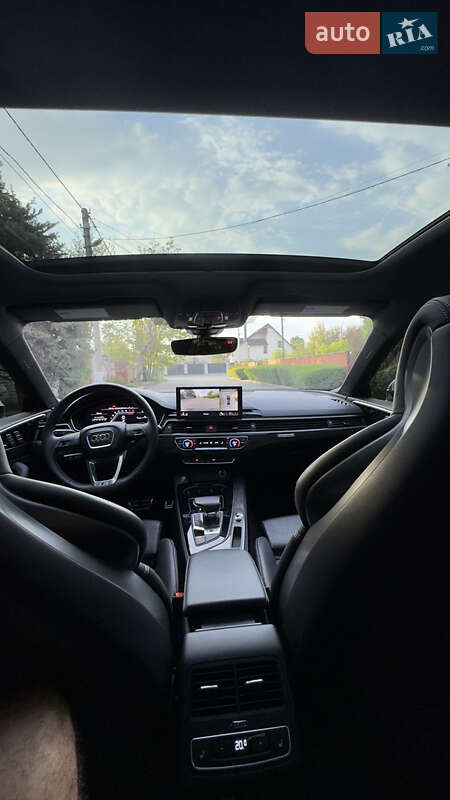 Купе Audi S5 2022 в Днепре