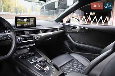 Купе Audi S5 2019 в 