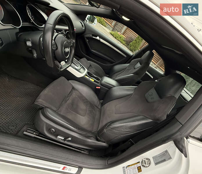 Купе Audi S5 2012 в Киеве
