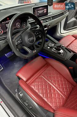 Купе Audi S5 2018 в 