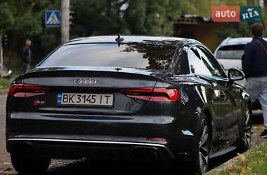 Купе Audi S5 2017 в 