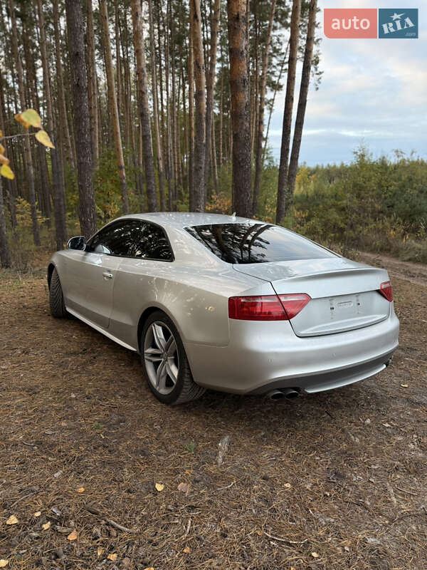 Купе Audi S5 2008 в Киеве