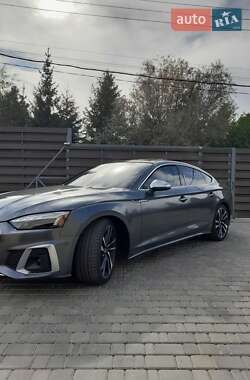 Купе Audi S5 2022 в 