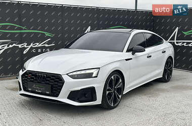 Ліфтбек Audi S5 2024 в  фото 37 Ліфтбек Audi S5 2024 в