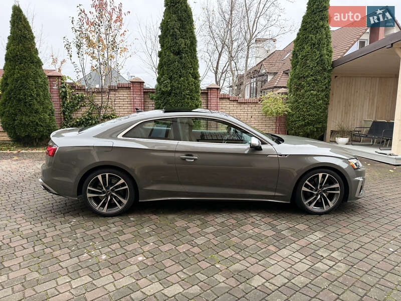Купе Audi S5 2023 в Черновцах