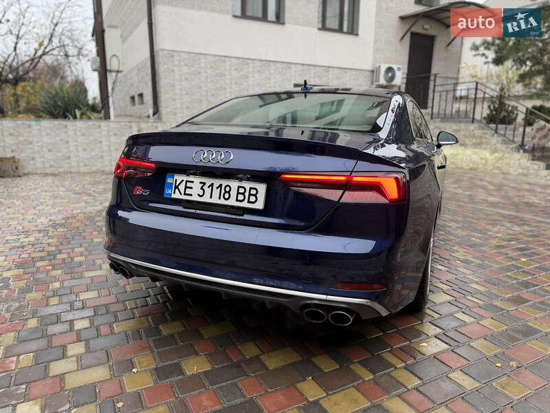 Купе Audi S5 2018 в Дніпрі