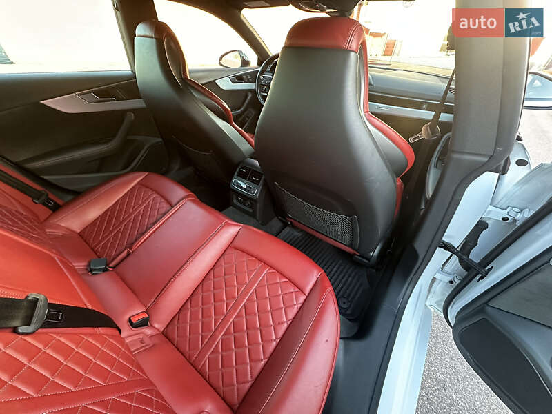 Купе Audi S5 2019 в Киеве