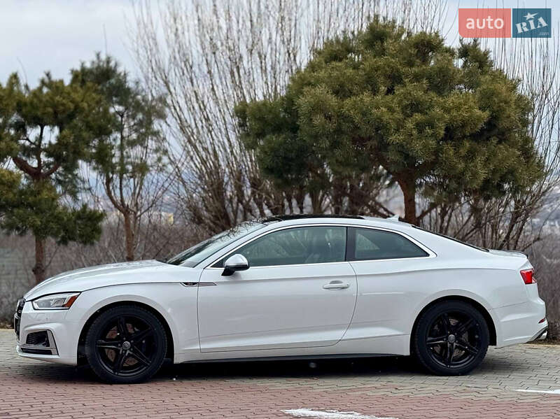 Купе Audi S5 2018 в Черновцах