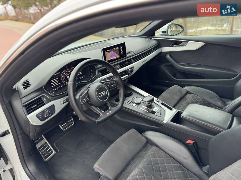 Купе Audi S5 2018 в Черновцах