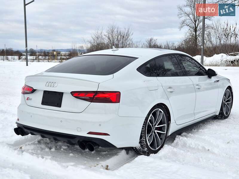 Купе Audi S5 2019 в Коломые