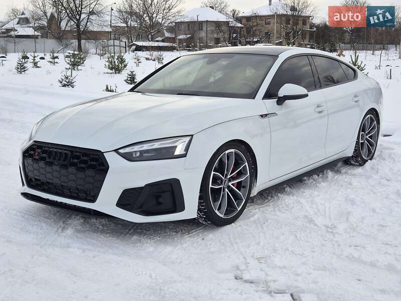 Купе Audi S5 2019 в Коломые