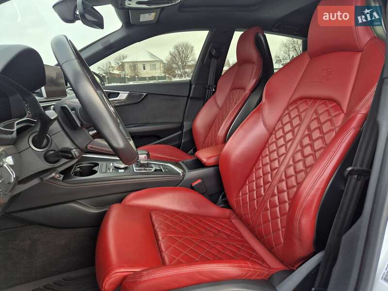 Купе Audi S5 2019 в Коломые