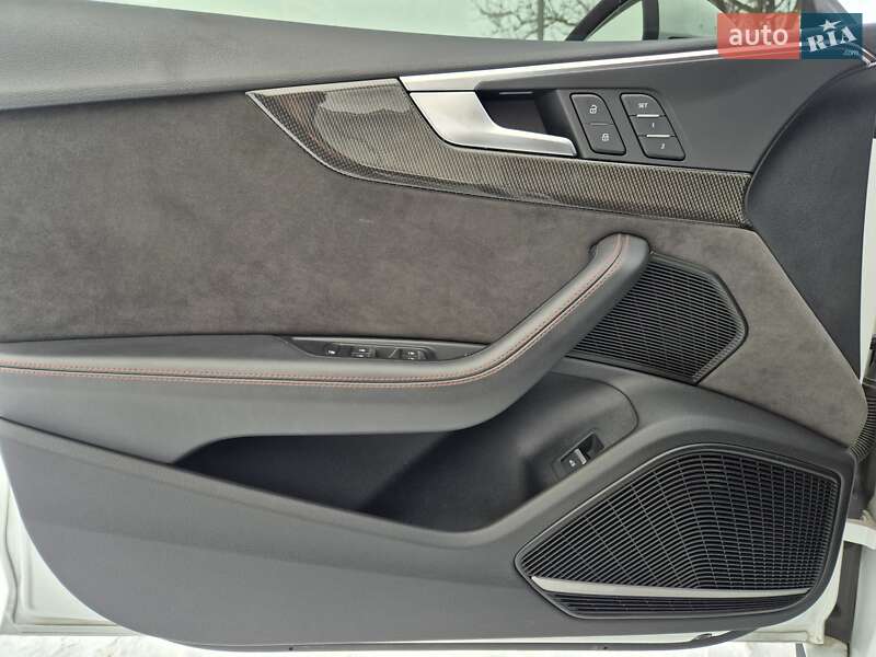 Купе Audi S5 2019 в Коломые