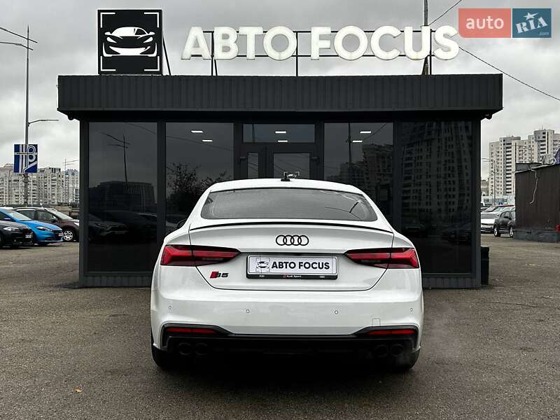 Лифтбек Audi S5 2024 в Киеве