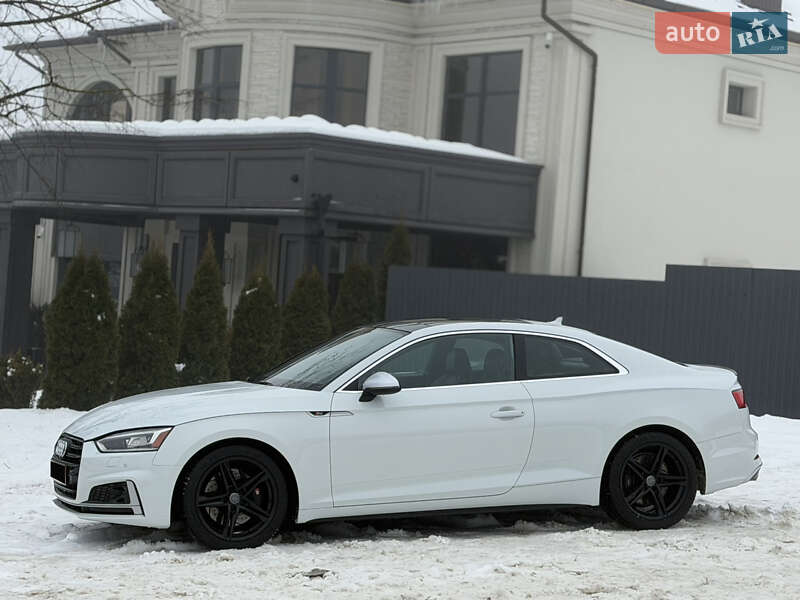 Купе Audi S5 2018 в Черновцах